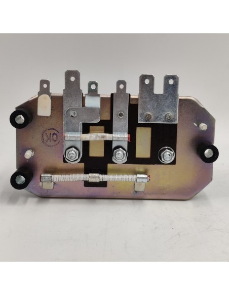 Regulador de dinamo SEAT 600. Alternativo a Femsa GRC 1212