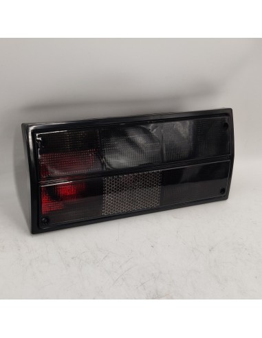 Piloto trasero derecho ahumadoVolkswagen Transporter T3 251945112DR