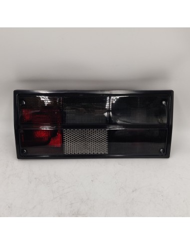 Piloto trasero derecho ahumadoVolkswagen Transporter T3 251945112DR