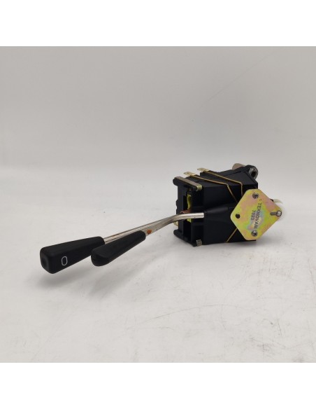 Mando de luces e intermitentes Renault 12S 7702061628