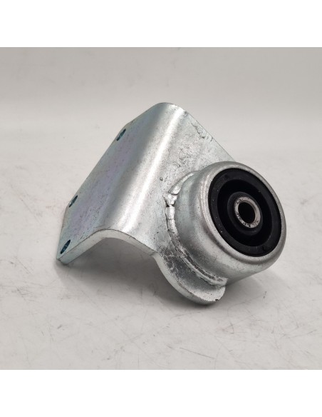 Soporte motor derecho SEAT 127 completo