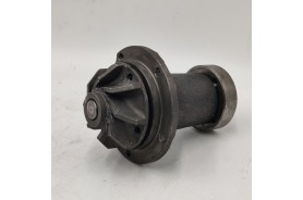 Bomba de agua Mercedes-Benz W115 2.0D W115 3.0D W123 200D W123 240D W123 300D W123 300TD 1102000120