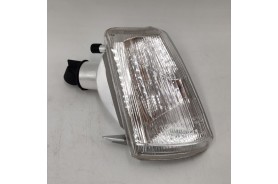 Piloto intermitente delantero derecho blanco PEUGEOT 205 630317