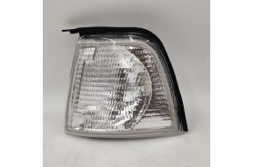 Piloto delantero izquierdo blanco Audi 80 811953049F 8A0953050A