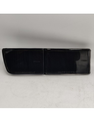 Embellecedor piloto parachoques izquierdo ahumado Volkswagen Golf Mk3 1H0941777B