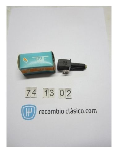 Interruptor mecánico luz Stop Ford Escort, Ford Fiesta, Ford Orion, Ford Scorpio, Ford Sierra. Volvo 440, Volvo 460, Volvo 480
