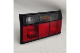 Piloto completo trasero derecho Renault 9 fase 2 7701032946 Piloto completo trasero derecho Renault 9 fase 2 7701032946
