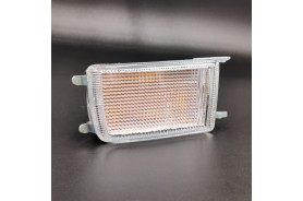 Piloto delantero derecho blanco VOLKSWAGEN GOLF MK3 1H0953050D Piloto delantero derecho blanco VOLKSWAGEN GOLF MK3 1H0953050D