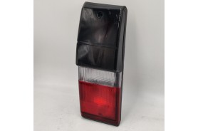 Piloto trasero izquierdo negro rojo NISSAN PATROL III/2 Station Wagon (W260) 2.8 TD 26555C8500 065200