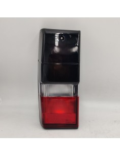 Piloto trasero izquierdo negro rojo NISSAN PATROL III/2 Station Wagon (W260) 2.8 TD 26555C8500 065200 2