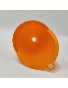 Embudo aceite universal 2