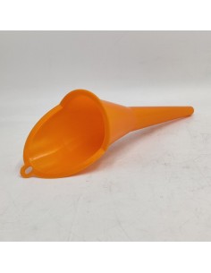 Embudo aceite universal