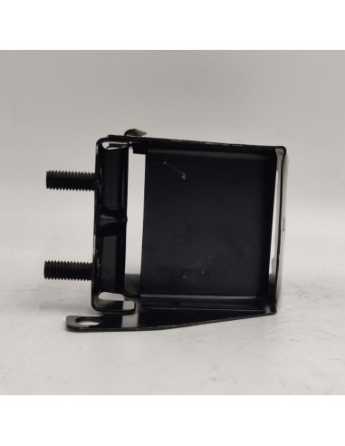 Soporte parachoques delantero derecho NISSAN Micra K11 6221041B10