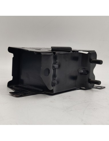 Soporte parachoques delantero derecho NISSAN Micra K11 6221041B10