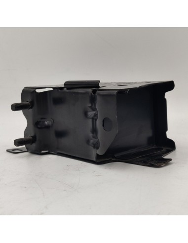 Soporte, parachoques delantero izquierdo NISSAN Micra K11 6221141B10