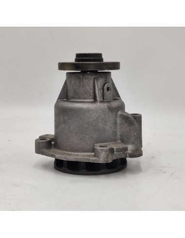 Bomba de agua SEAT 132 primera serie