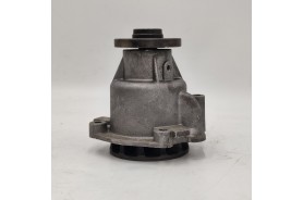 Bomba de agua SEAT 132 primera serie