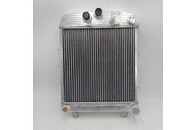 Radiador aluminio tipo montaña Renault 4CV 750, alta capacidad