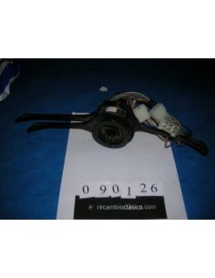 Mando de luces color negro para Seat 132.