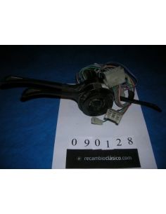 Mando de luces color negro para Seat 132. 