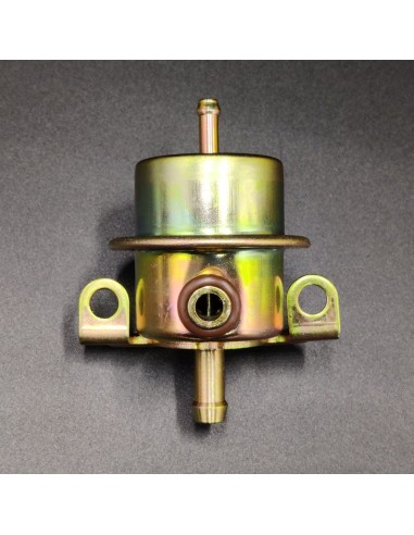 Regulador presión combustible BMW E24 BMW E23 BMW E28 BMW E30 BMW E32 BMW E34 0280160249 13531711541 13531722040 037133035
