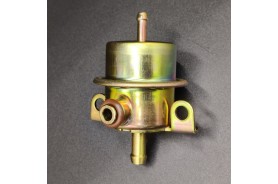 BOSCH 0 280 160 249 Regulador presión combustible BMW E24 E23 E28 E30 E32 E34 0280160249 13531711541 13531722040 037133035