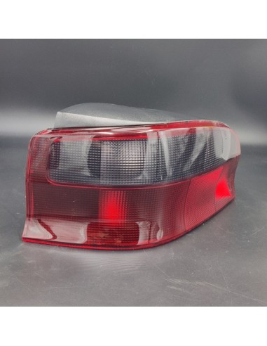 Piloto intermitente trasero izquierdo fumé y rojo Citroen SAXO 6350F7