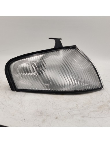 Piloto intermitente delantero derecha blanco MAZDA 323 B21H51060B
