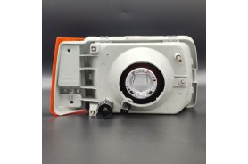 Faro H4 delantero izquierdo con intermitente ámbar SEAT Marbella, SEAT Terra SE028930009B 61233 LC053