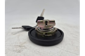 Tapón deposito gasolina Audi 80 867201551