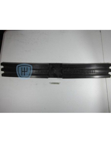 Comprar Calandra Peugeot 205 online